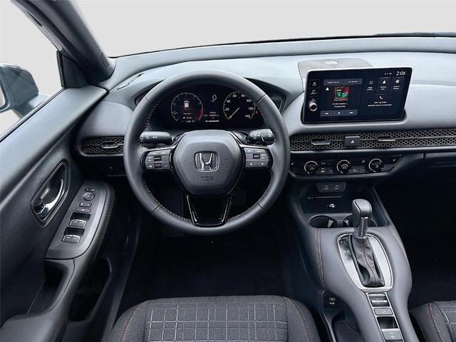 Photo of 2026 Pearl Honda HR-V