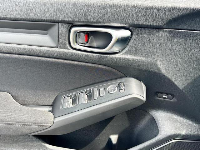 Photo of 2026 Urban Gray Pearl Honda Civic