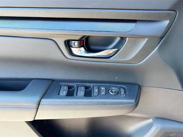 Photo of 2026 Radiant Red Metallic Honda CR-V Hybrid