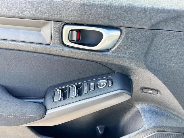 Photo of 2024 Sonic Gray Pearl Honda Civic
