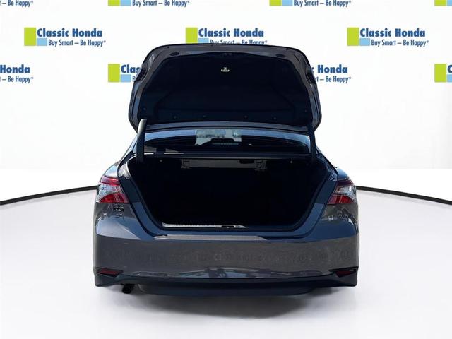 Photo of 2022 Predawn Gray Mica Toyota Camry Hybrid
