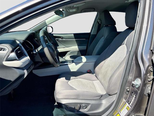 Photo of 2022 Predawn Gray Mica Toyota Camry Hybrid