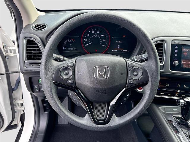 Photo of 2022 Platinum White Pearl Honda HR-V