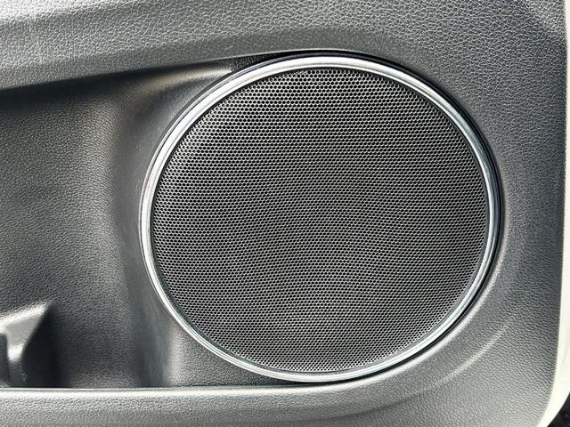 Photo of 2022 Platinum White Pearl Honda HR-V
