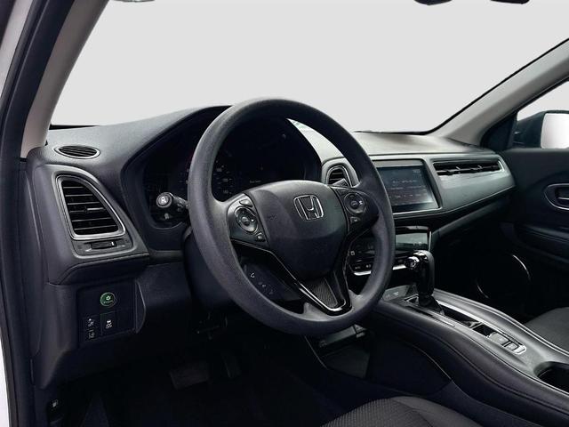 Photo of 2022 Platinum White Pearl Honda HR-V