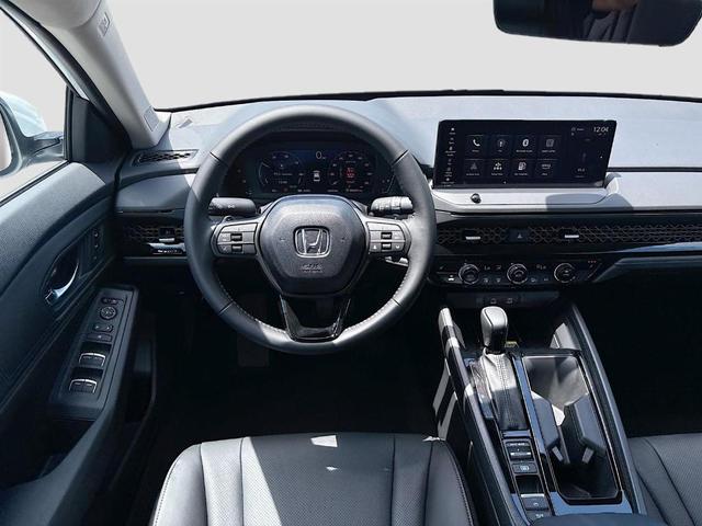 Photo of 2025 Platinum White Pearl Honda Accord Hybrid