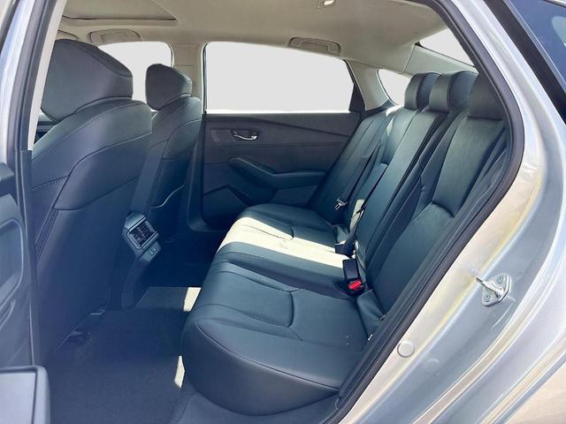 Photo of 2025 Solar Silver Metallic Honda Accord Hybrid