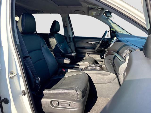 Photo of 2021 Platinum White Pearl Honda Pilot