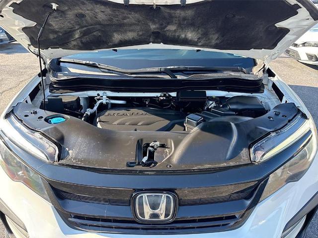 Photo of 2021 Platinum White Pearl Honda Pilot