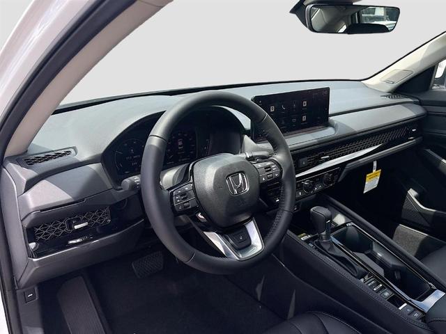 Photo of 2025 Platinum White Pearl Honda Accord Hybrid