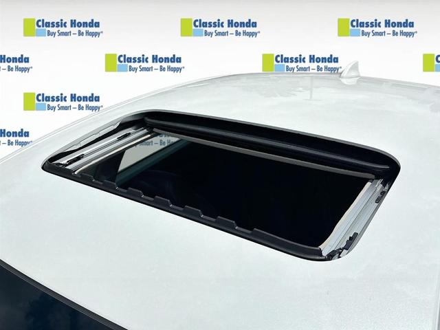 Photo of 2025 Platinum White Pearl Honda Accord Hybrid