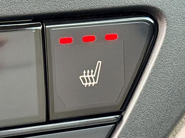 Photo of 2025 Meteorite Gray Metallic Honda Accord