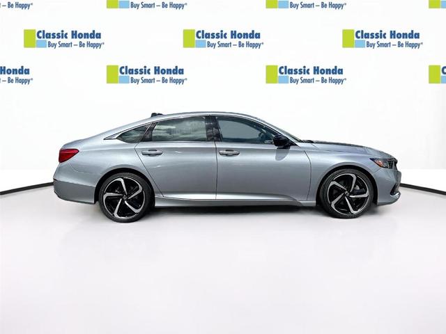 Photo of 2022 Lunar Silver Metallic Honda Accord