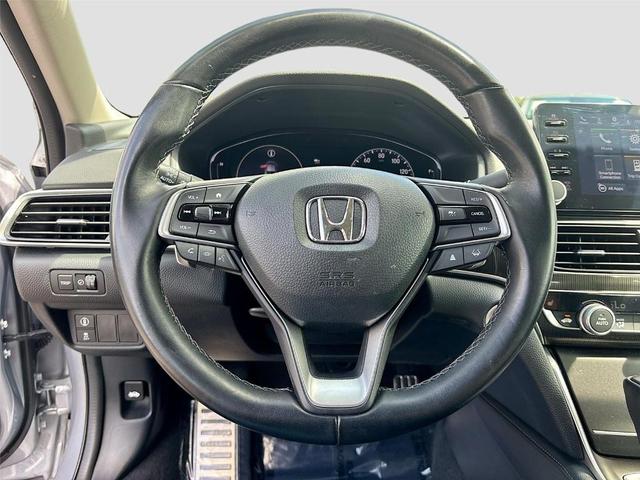Photo of 2022 Lunar Silver Metallic Honda Accord