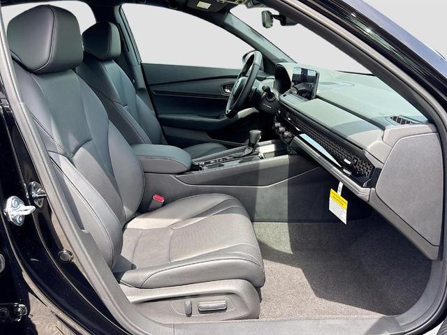 Photo of 2025 Crystal Black Pearl Honda Accord Hybrid