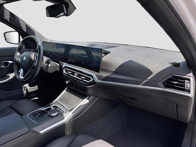 Photo of 2024 Alpine White BMW 330