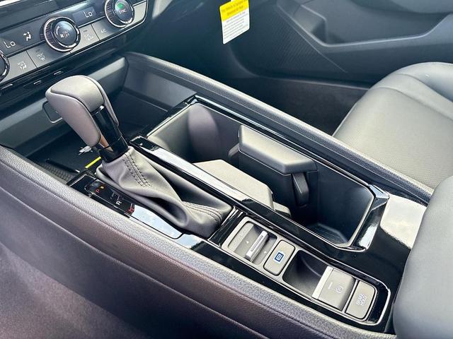 Photo of 2025 Solar Silver Metallic Honda Accord Hybrid