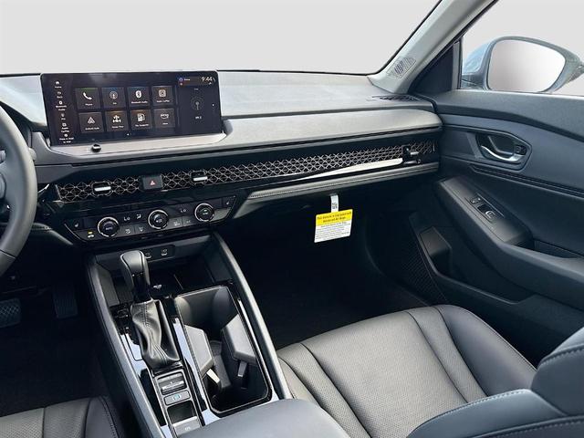 Photo of 2025 Solar Silver Metallic Honda Accord Hybrid