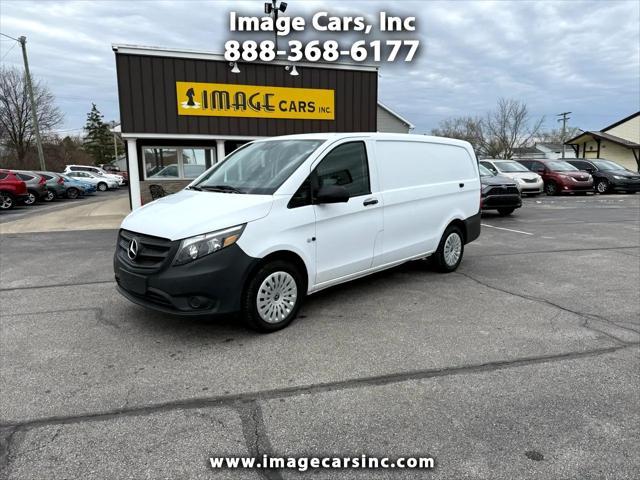 Photo of 2019 Arctic White Mercedes-Benz Metris