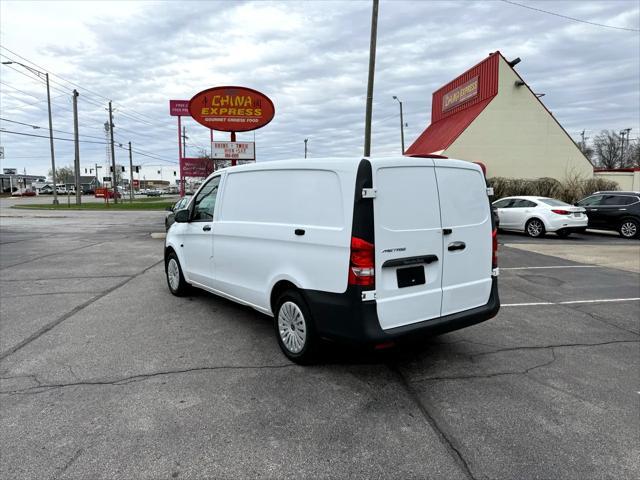 Photo of 2019 Arctic White Mercedes-Benz Metris