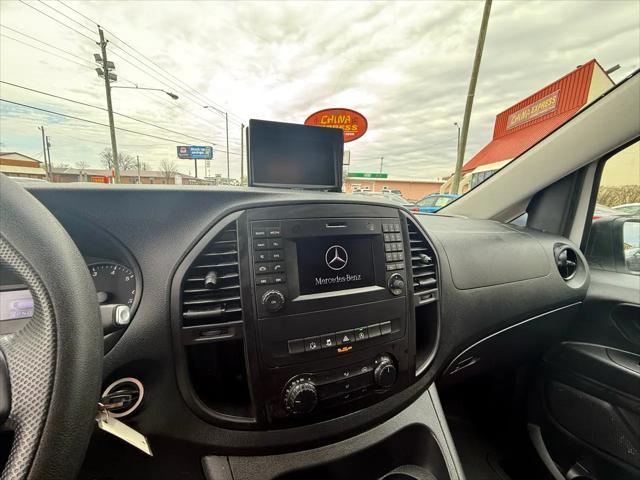 Photo of 2019 Arctic White Mercedes-Benz Metris