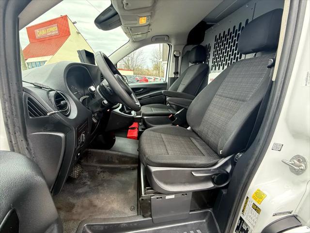 Photo of 2019 Arctic White Mercedes-Benz Metris