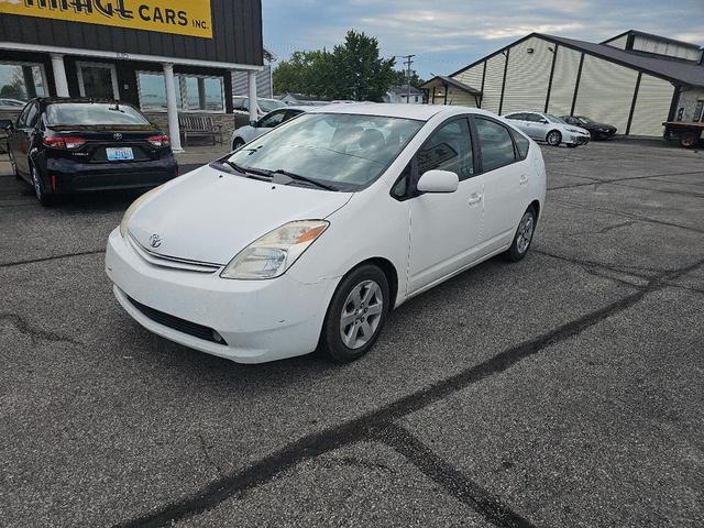 Photo of 2004 Millennium Silver Toyota Prius