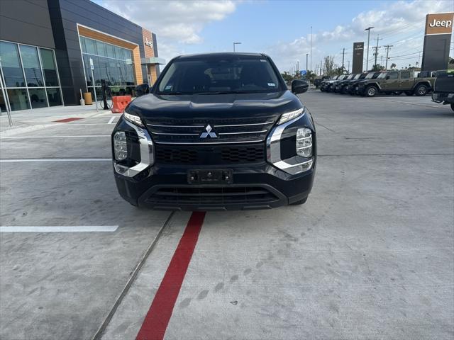 Photo of 2022 Black Diamond Mitsubishi Outlander