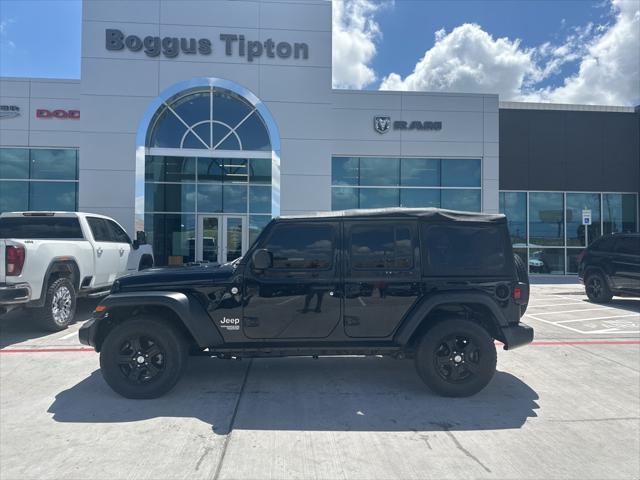 Photo of 2021 Black Clearcoat Jeep Wrangler Unlimited