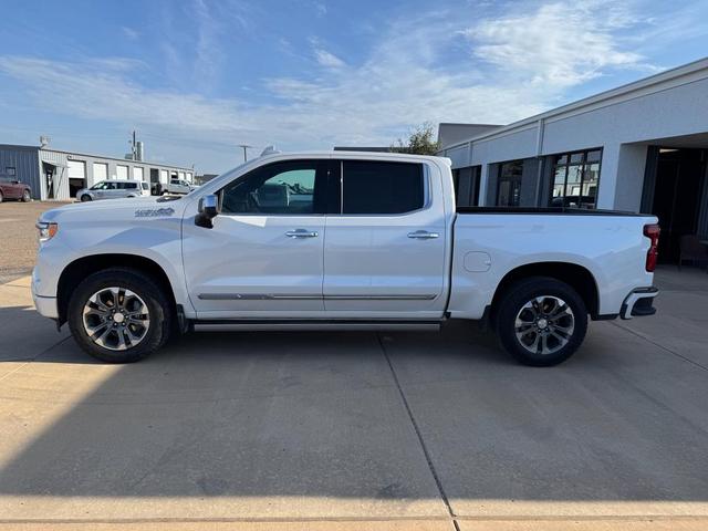 Photo of 2024 Iridescent Pearl Tricoat Chevrolet Silverado 1500