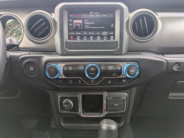 Photo of 2023 Earl Clearcoat Jeep Wrangler