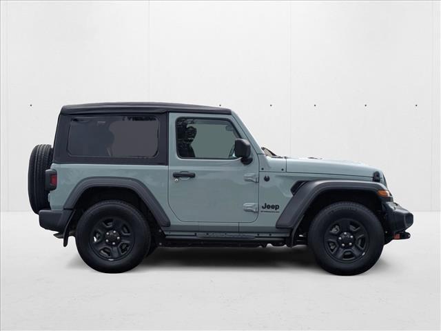 Photo of 2023 Earl Clearcoat Jeep Wrangler