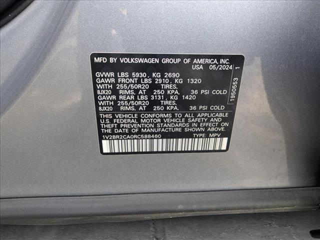 Photo of 2024 Silver Mist Metallic Volkswagen Atlas