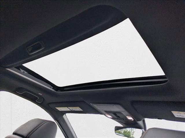 Photo of 2025 Solar Silver Metallic Honda CR-V Hybrid