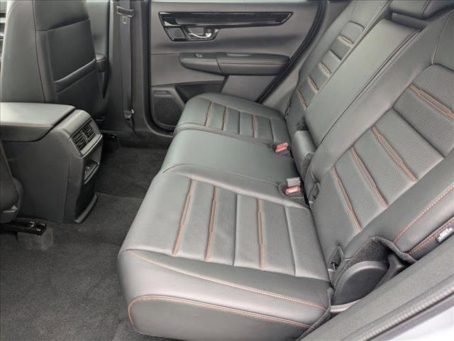Photo of 2025 Solar Silver Metallic Honda CR-V Hybrid