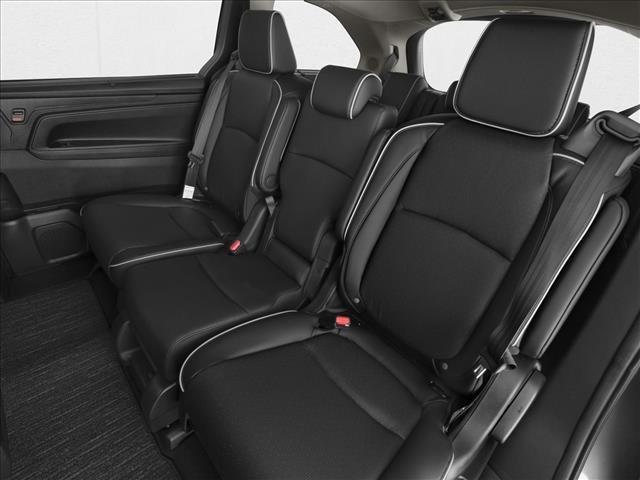 Photo of 2026 Platinum White Pearl Honda Odyssey