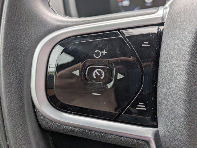 Photo of 2019 Crystal White Pearl Metallic Volvo XC90