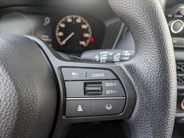 Photo of 2025 Platinum White Pearl Honda HR-V