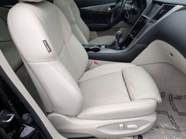 Photo of 2016 Black Obsidian INFINITI Q50