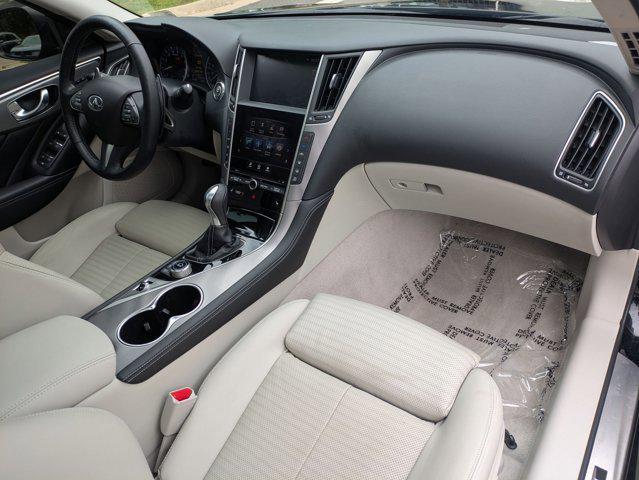 Photo of 2016 Black Obsidian INFINITI Q50