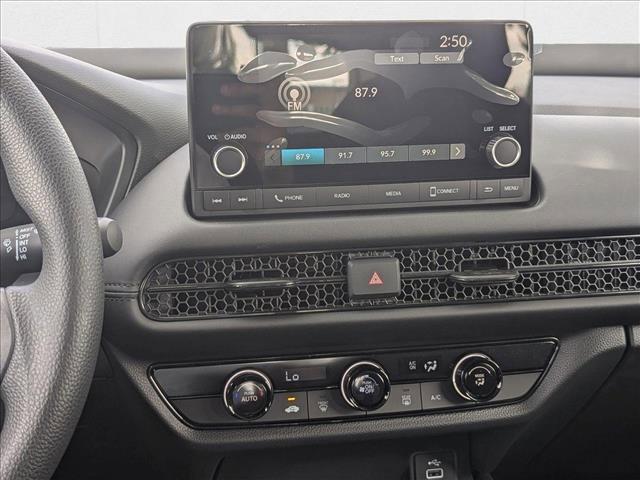 Photo of 2025 Platinum White Pearl Honda HR-V