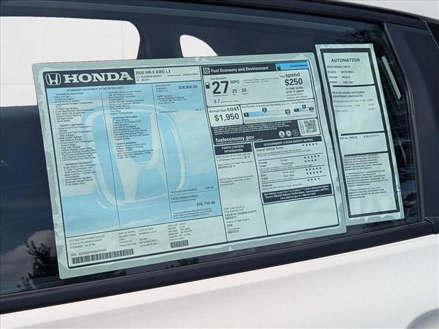 Photo of 2025 Platinum White Pearl Honda HR-V