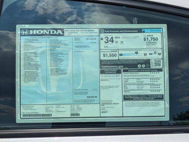 Photo of 2025 Platinum White Pearl Honda Civic