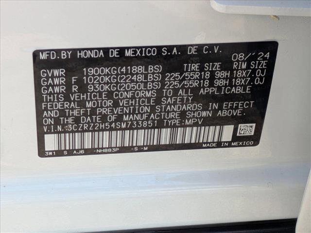 Photo of 2025 Platinum White Pearl Honda HR-V