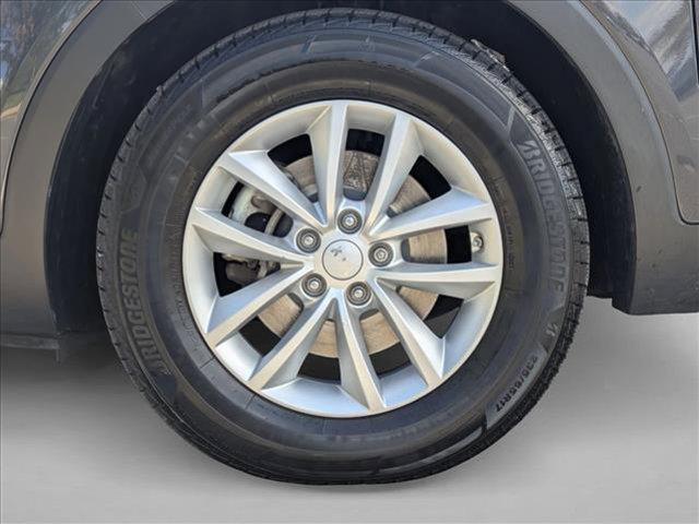 Photo of 2018 Platinum Graphite Kia Sorento
