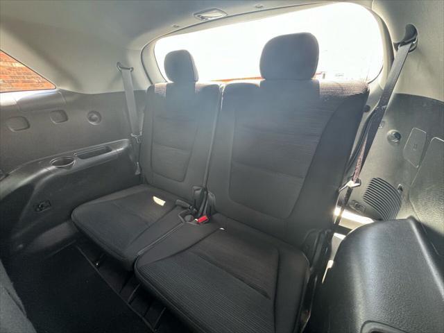 Photo of 2014 Titanium Silver Kia Sorento