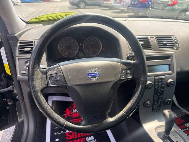 Photo of 2007 Black Volvo S40