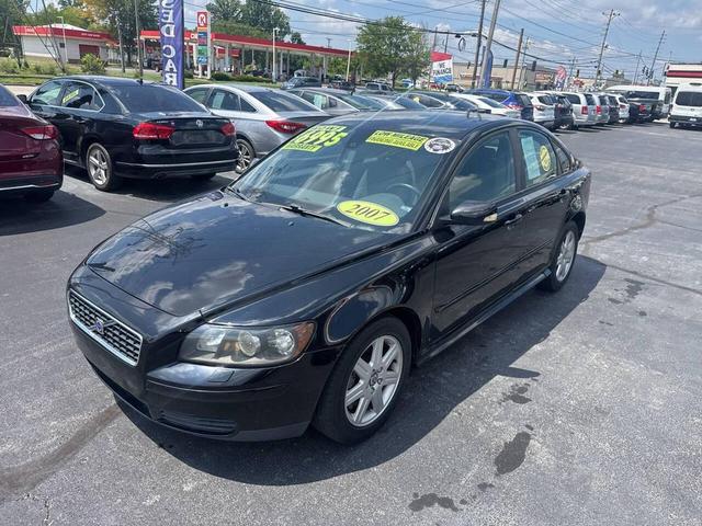 Photo of 2007 Black Volvo S40