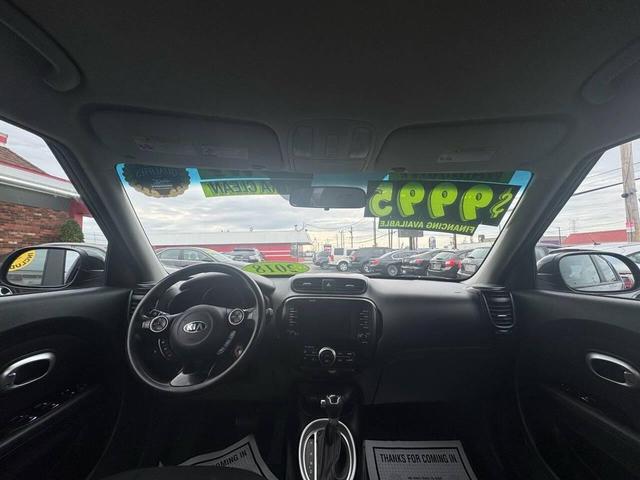 Photo of 2018 Shadow Black Kia Soul