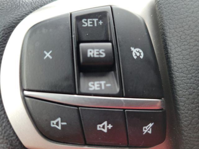 Photo of 2020 Star White Metallic Tri-Coat Ford Explorer